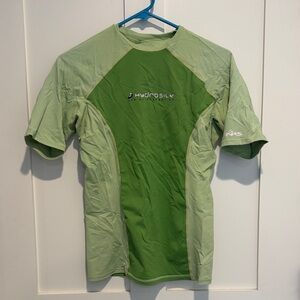 NRS women’s rash guard size M